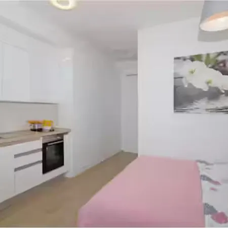 Апартаменты Miriam, Sea View *